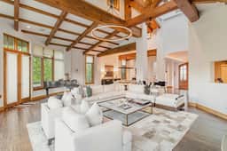 Spruce Lodge at Smuggler Mountain - Image 4